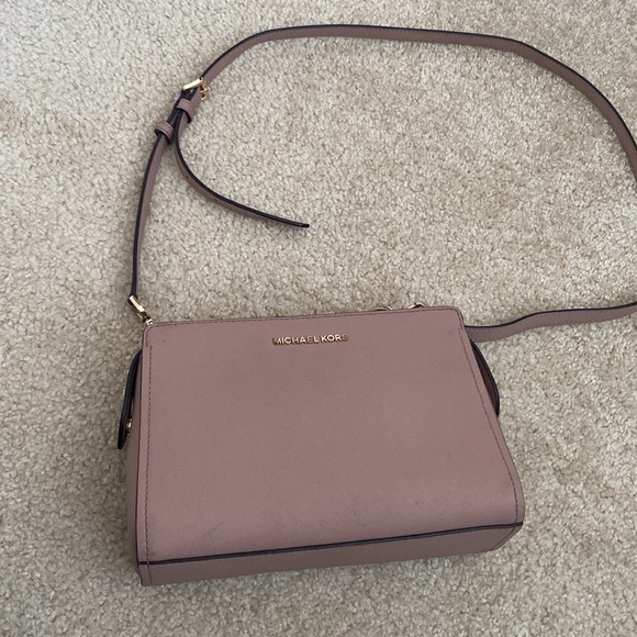 Michael Kors handbag - Picture 7 of 7